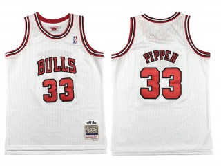 M&N Chicago Bulls #33 Scottie Pippen White 1997/98 Hardwood Classics Jersey