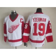 Detroit Red Wings #19 Steve Yzerman 2002 Vintage CCM Jersey - Red/White